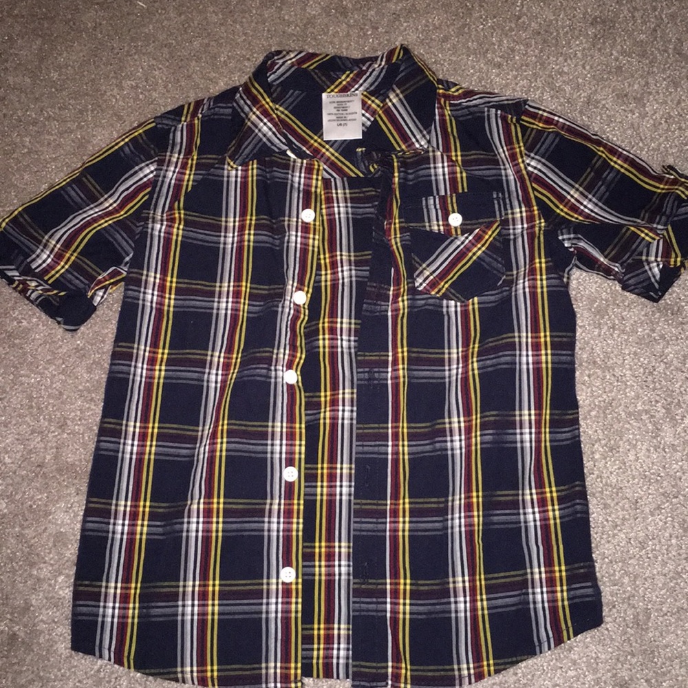 Boys short sleeve button down